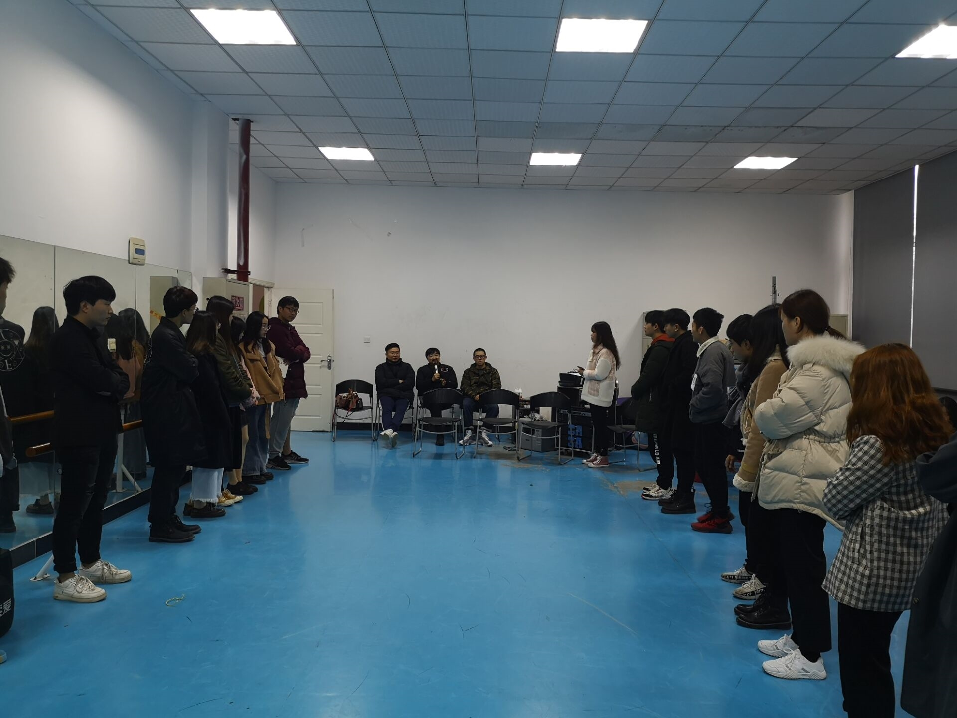 话剧社缤纷社团活动顺利举行