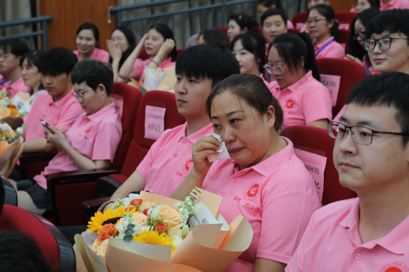 重庆工程学院男女比例图片